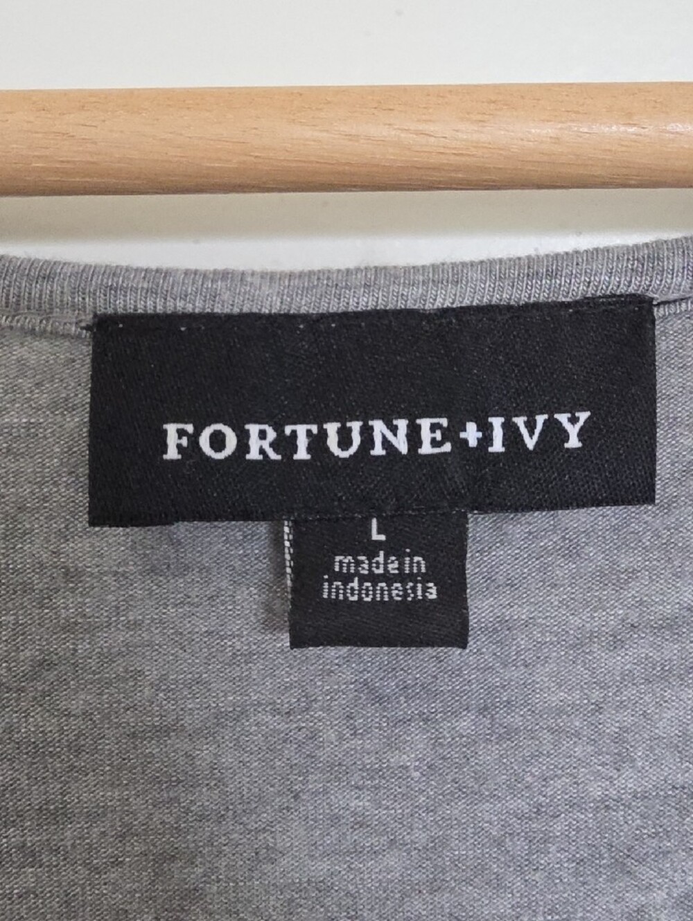 Fortune +Ivy Blue Floral V-Neck Tie-Front Raglan Sleeve Tee - Picture 2 of 6